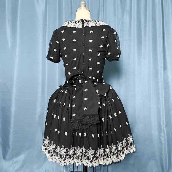 NWT Gothic Lolita Size S 4 Embroidered Floral Rose Motif Babydoll Dress - Picture 3 of 7